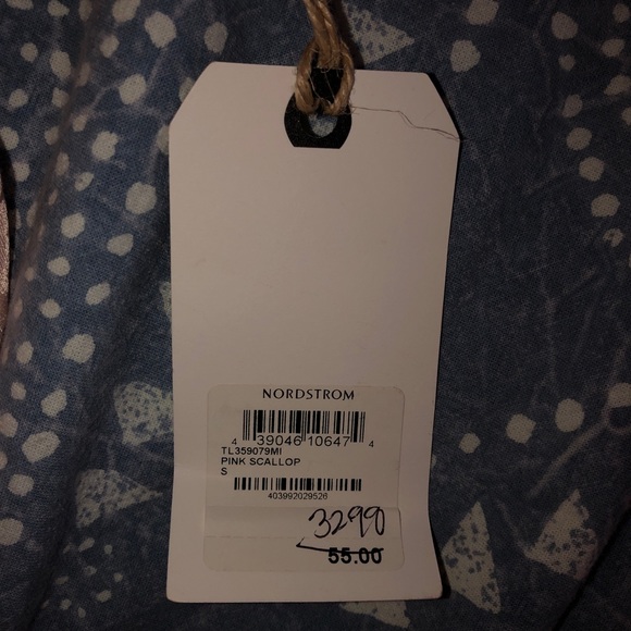 Beautiful peach wrap blouse by Leith - Picture 4 of 4